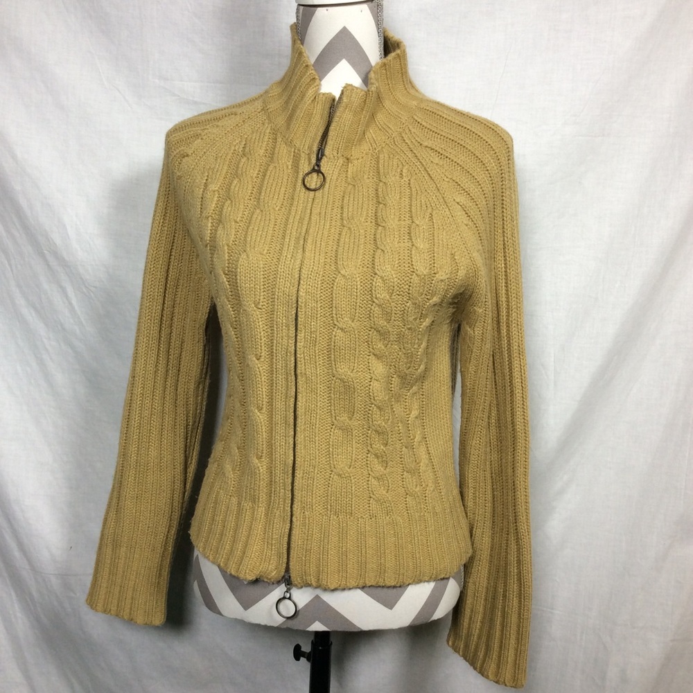 Heirloom Collection Women’s Tan Zip Up Sweater